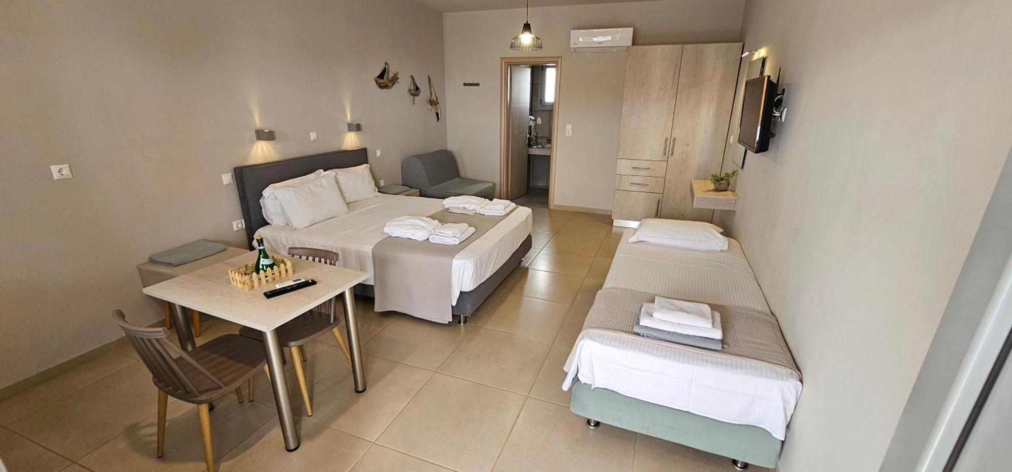 Asteri Apartments Und Studios Makrýgialos Dış mekan fotoğraf