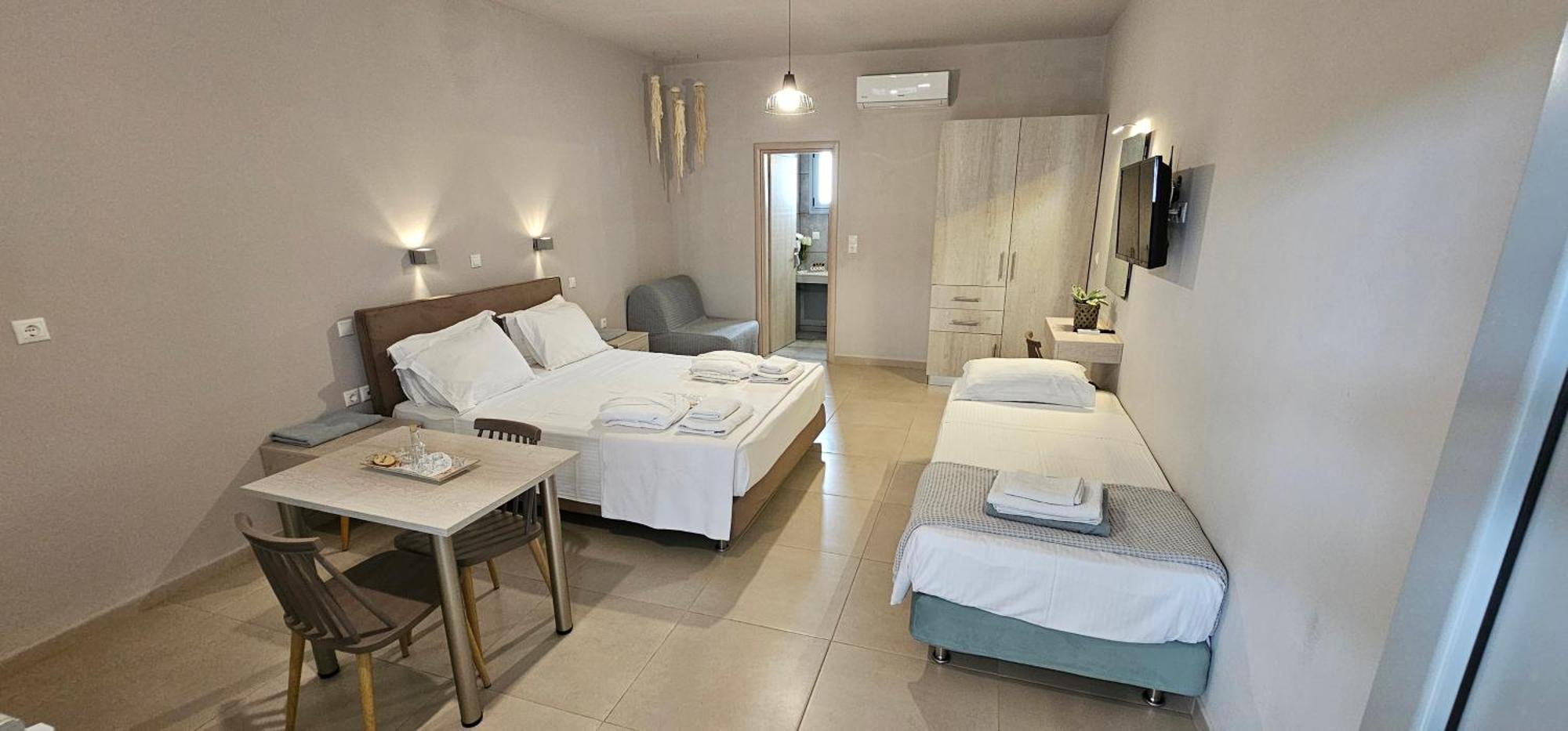 Asteri Apartments Und Studios Makrýgialos Dış mekan fotoğraf