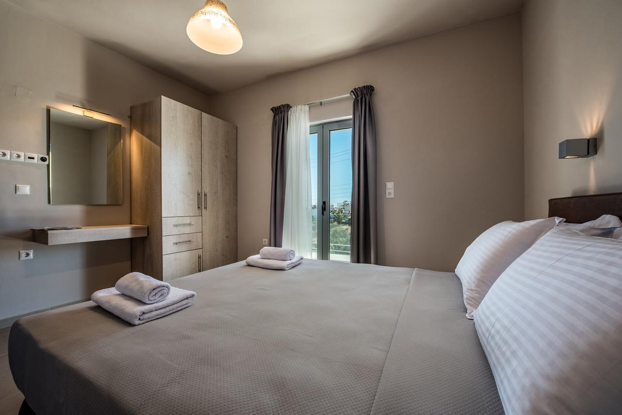Asteri Apartments Und Studios Makrýgialos Dış mekan fotoğraf